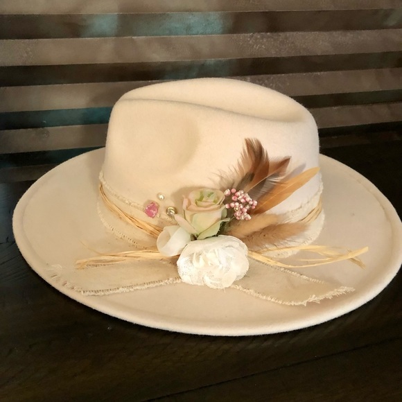 Hat Adjustable. One size fits most.